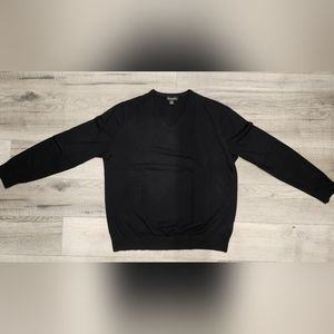 Banana Republic Men's Sweater - V-Neck - 100% Merino Wool - Black - XL
